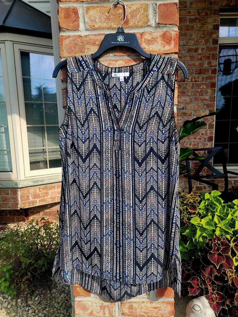 Women's DR2 Sleeveless Chevron Print Tank Top in Black, Blue, Cream